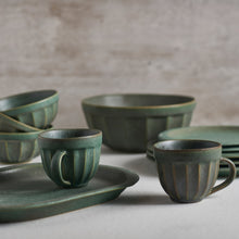 Load image into Gallery viewer, Cozy Green Bowl