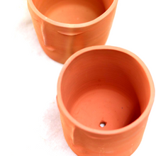 Load image into Gallery viewer, Ceramic Handmade Planter with Face Detail in Terracotta